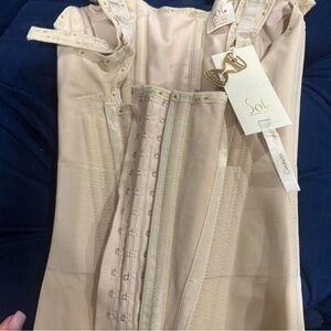 Sol Leon vest waist trainer